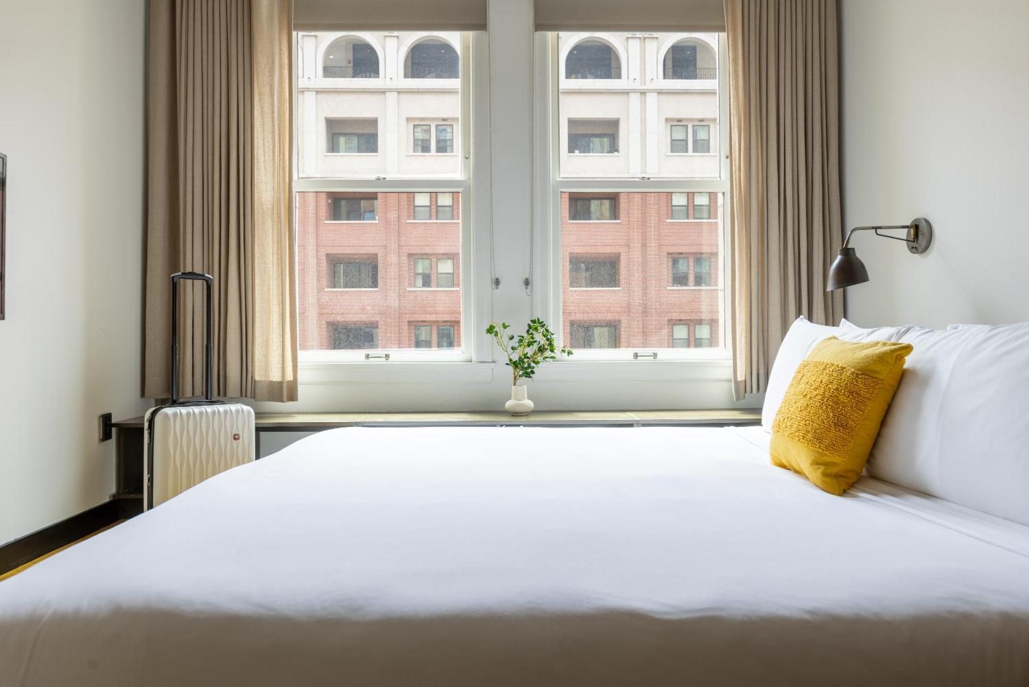 Stile Downtown Angeles By Kasa Hotel 4*