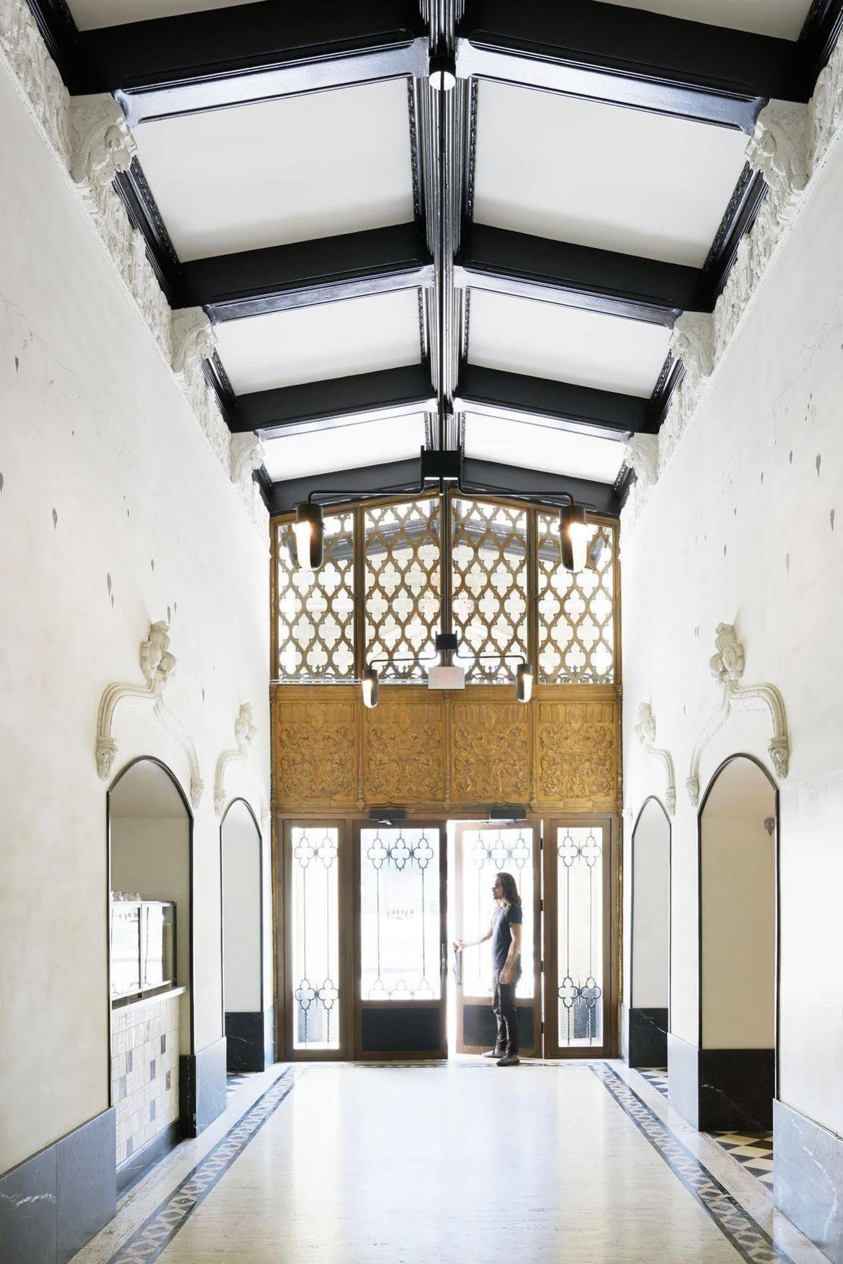 Stile Downtown Angeles By Kasa Hotel 4*